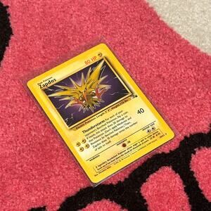 Zapdos #30 – Pokémon Fossil [Non-Holo]